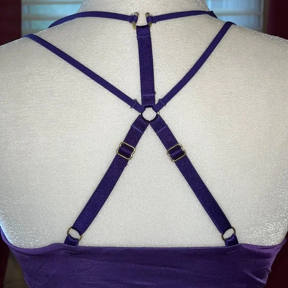 Victoria’s Secret racerback underwire size 34B very sexy push-up bra lace
